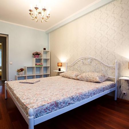 Chornovola Avenue Apartment Lemberg Exterior foto